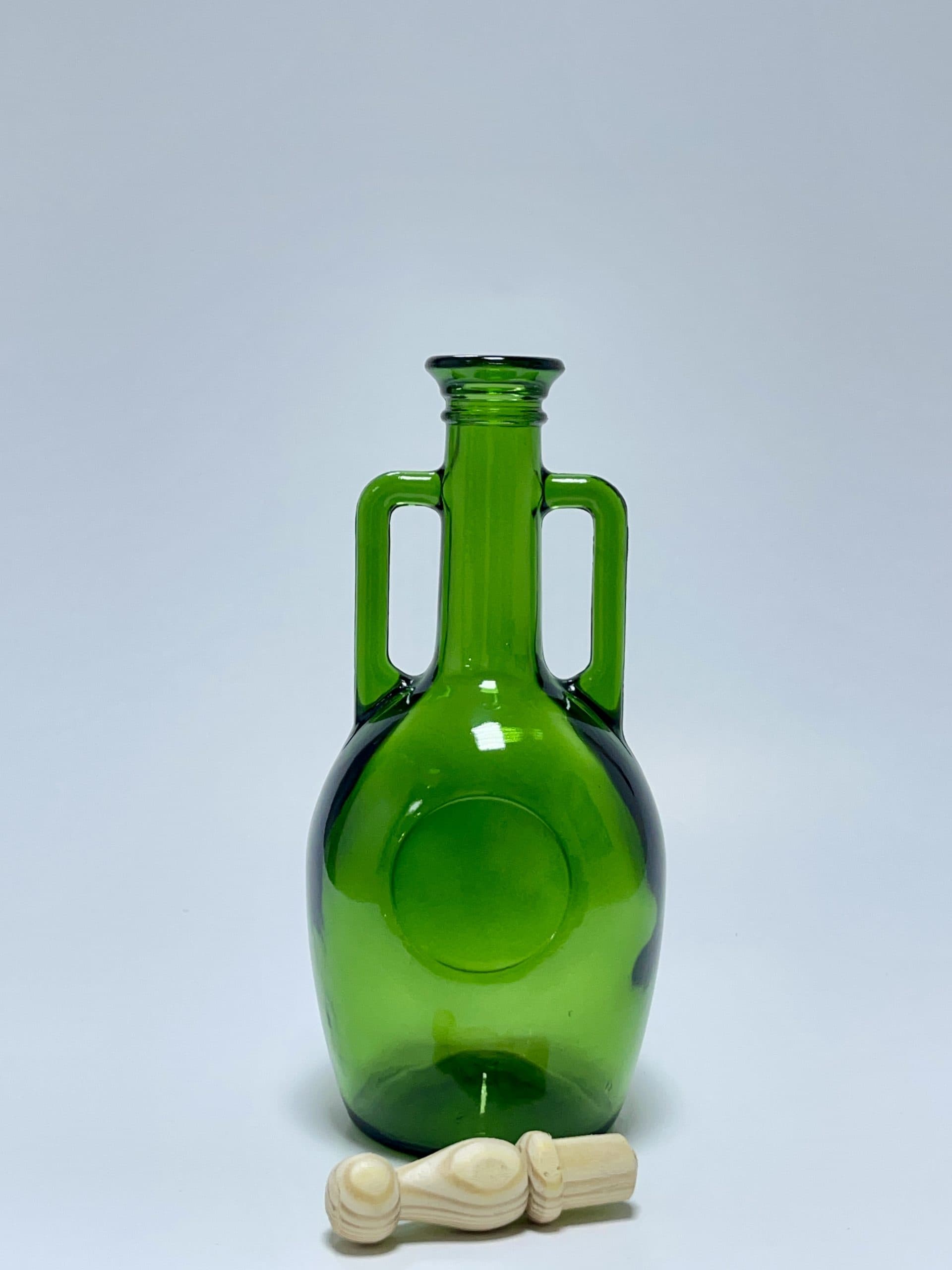 Bouteille vintage en verre vert style amphore vue 2